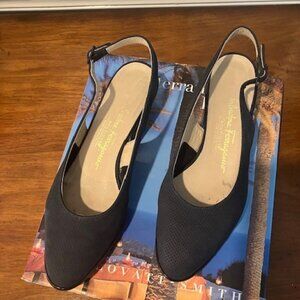 Salvatore Ferragamo Blue Suede Sling Back Pump Women's Sz 7.5B - good pre-owned